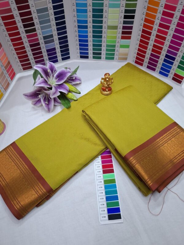 Boomika Saree_HT